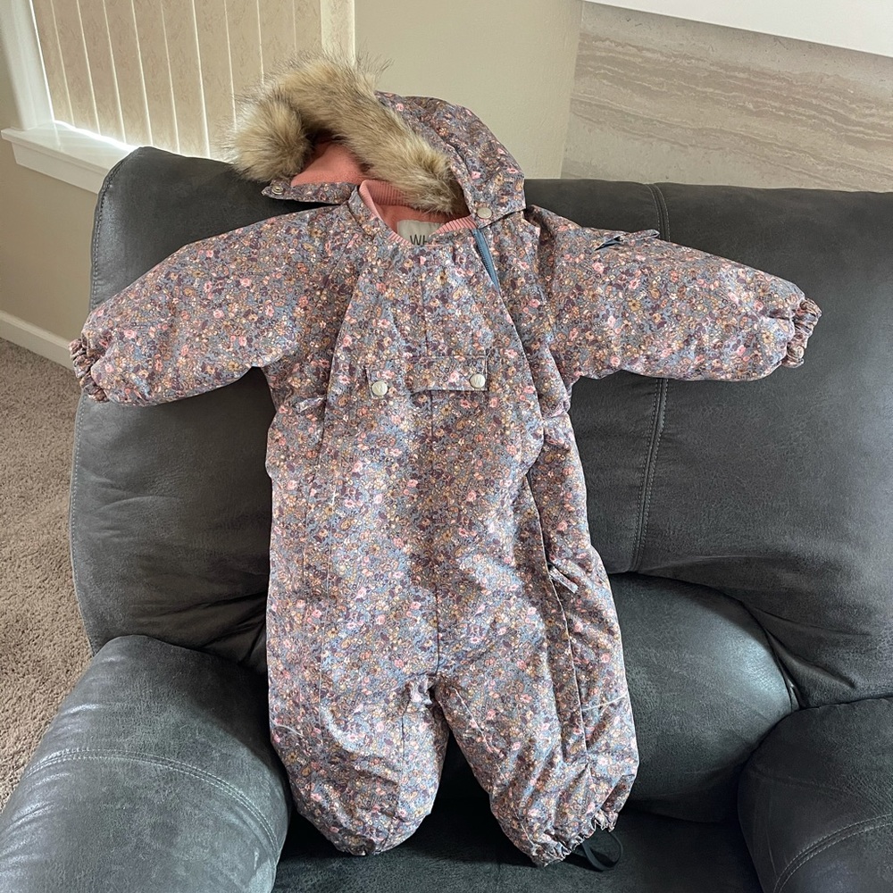 Infant  Blue Mirage Flowers